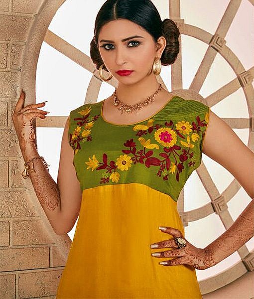 Green and yellow rayon kurta with embroidery - Image 2