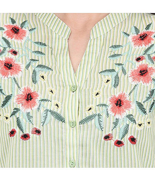Cotton top with embroidery