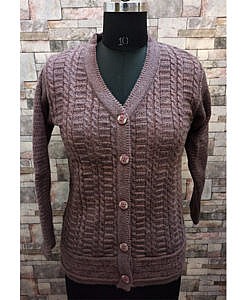 Women warm high quality woolen cardigan