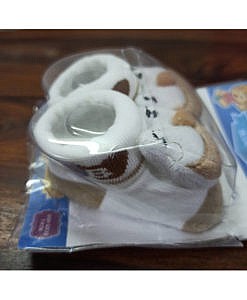 Cotton baby booties with grip