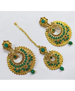 Dark Green round imitation pearl, stones, antique mangtika with earrings set