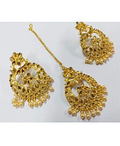 Golden oxidized pearl, stones, antique mangtika with earrings set.