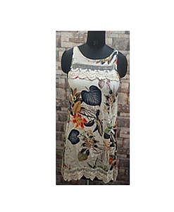 Leaf print sleeveless long top with crochet lace