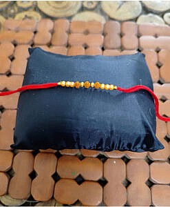 Three small beads dhaga rakhi