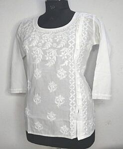 Angrakkaa short white cotton kurta with chikan embroidery